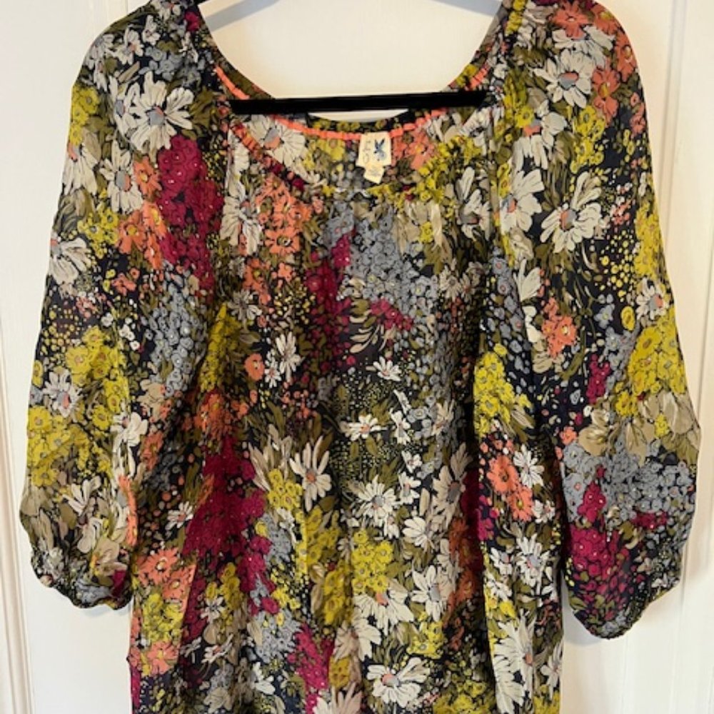 Edme & Esyllte Black Floral Silk Top Size M